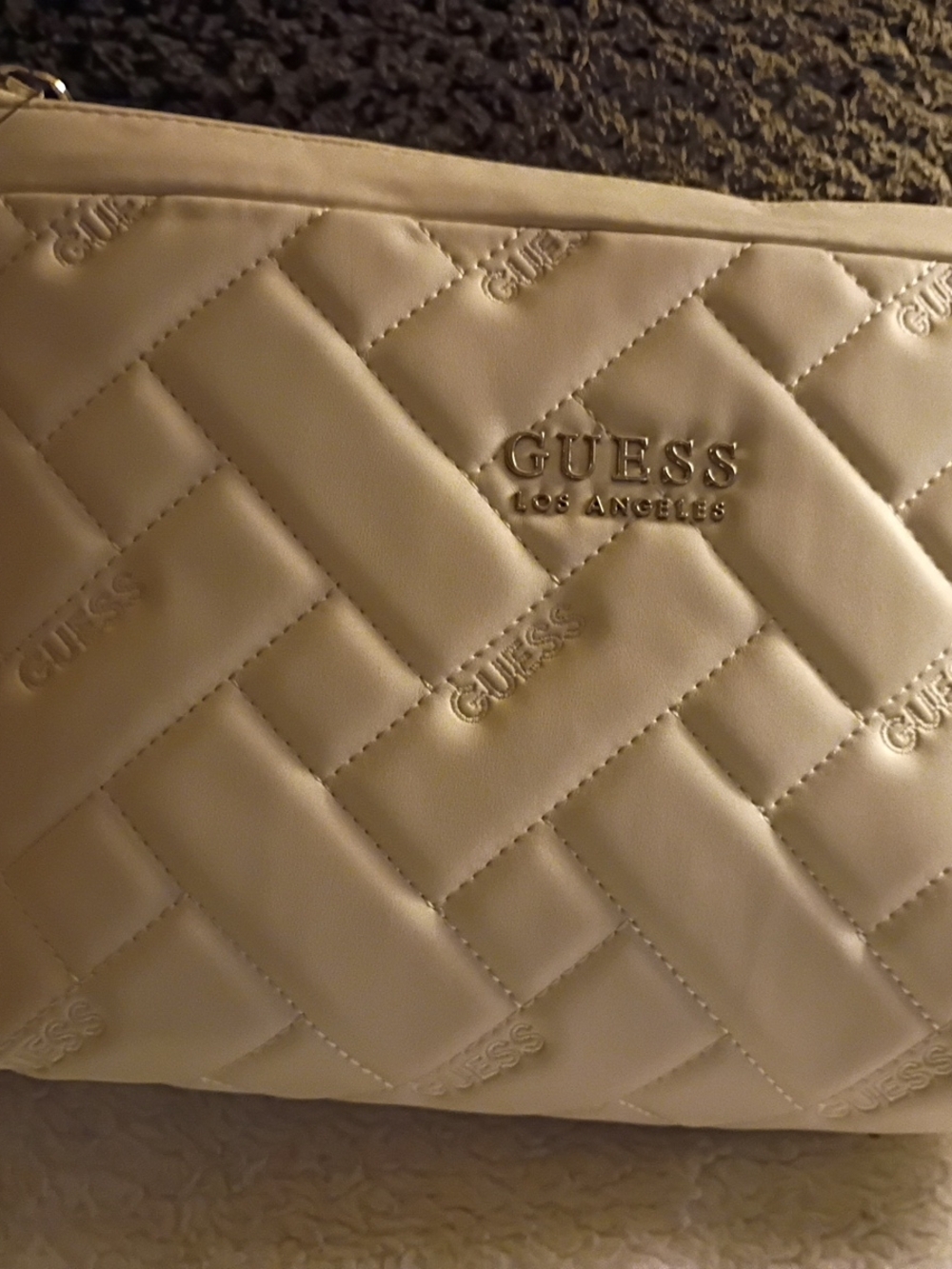 Valentino Orlandi White Quilted Vegan Leather Crossboday Bag Golden Chain Strap - Picture 3 of 16